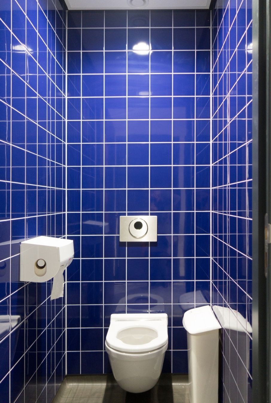 AG architecten renovatie universiteitsbibliotheek Groningen toilet