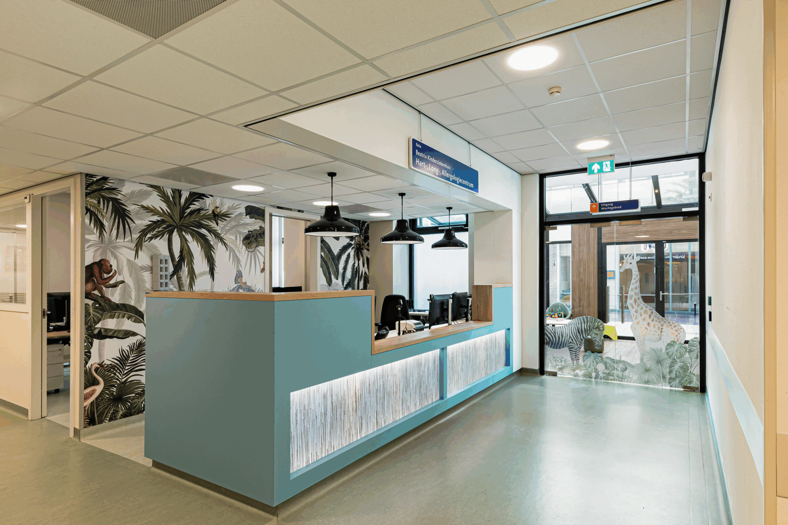 AG architecten UMCG wachtkamer prikpolie