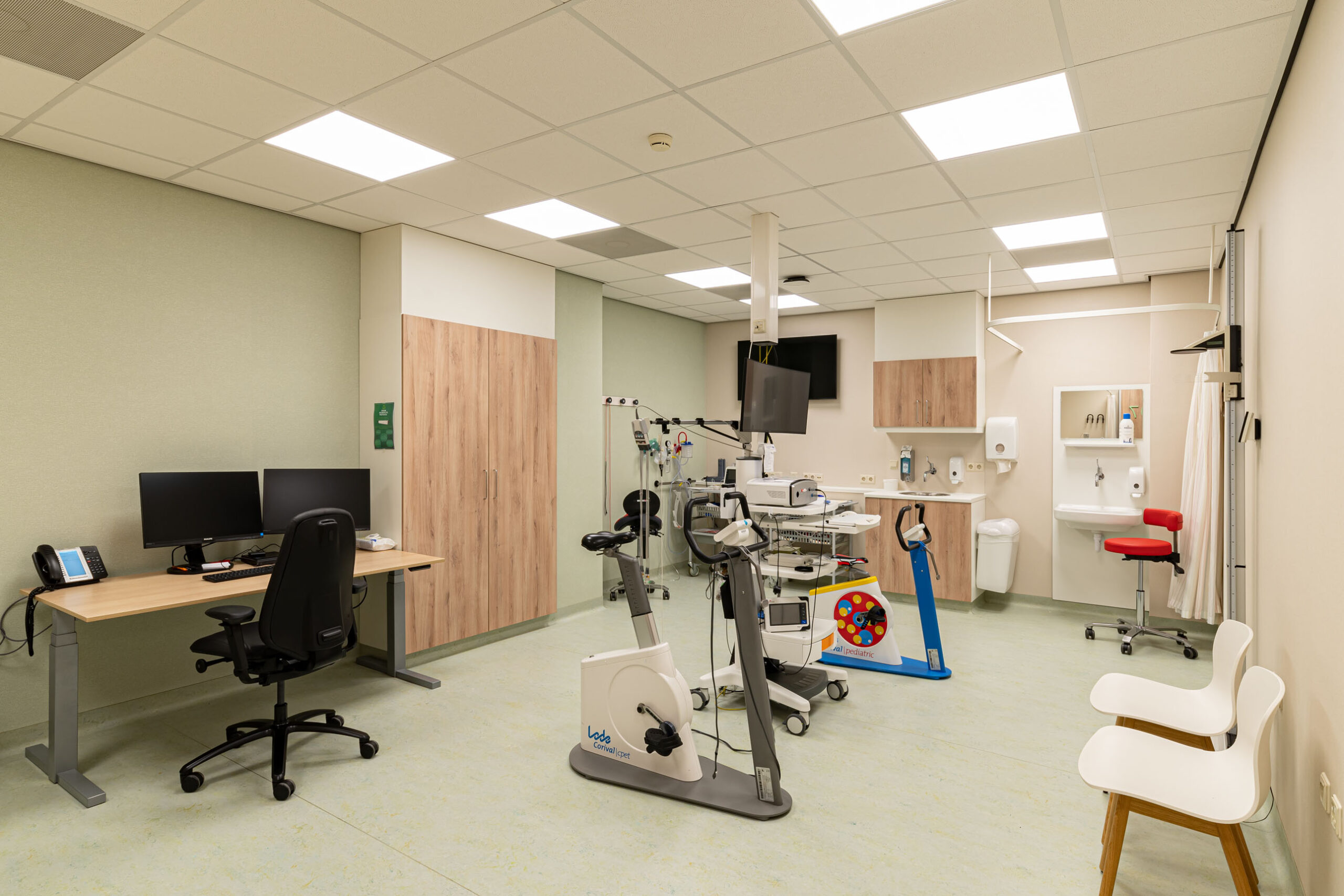 AG architecten UMCG cancer center Groningen werkplek