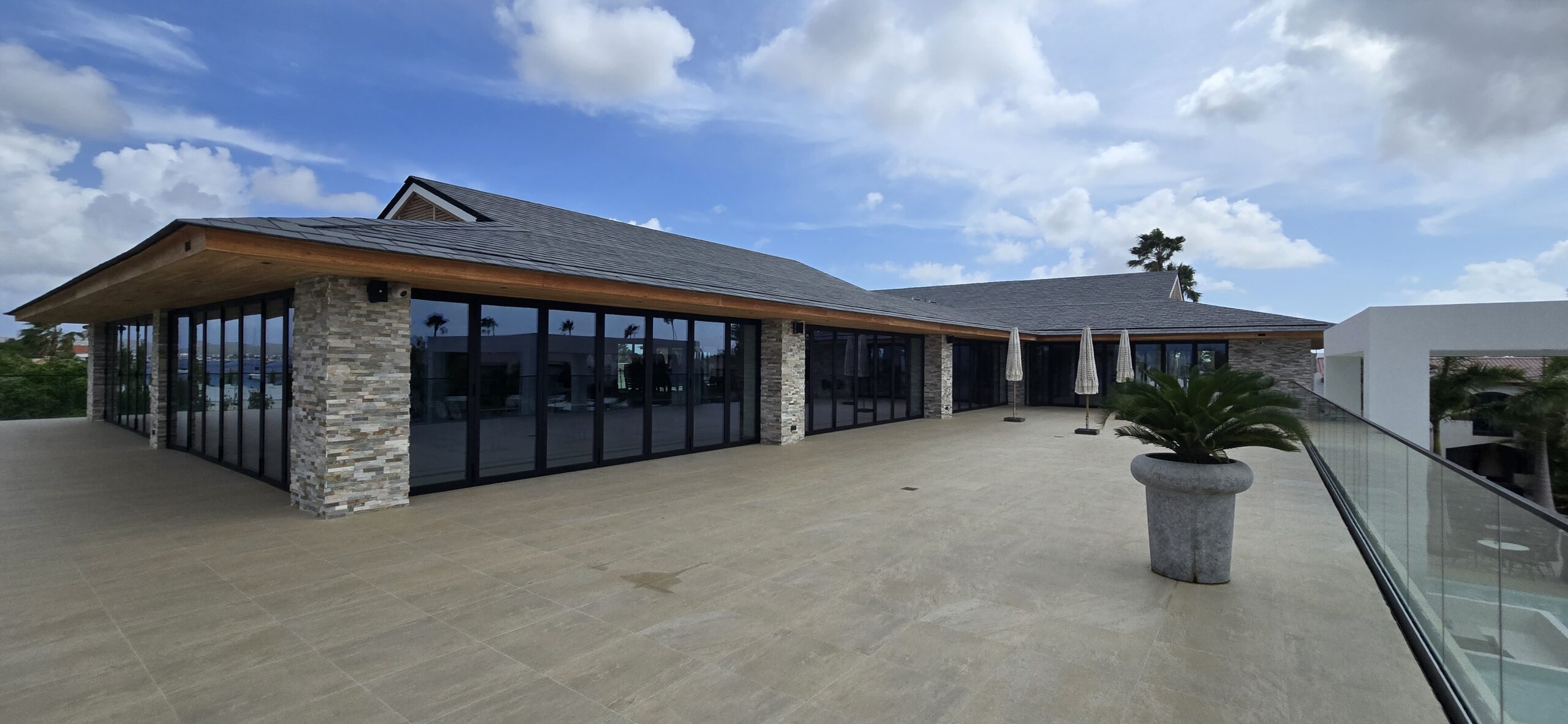 Plaza Beach Resort Bonaire AG architecten vogelvlucht-2