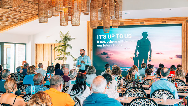 Plaza Beach Resort Bonaire AG architecten vogelvlucht-2