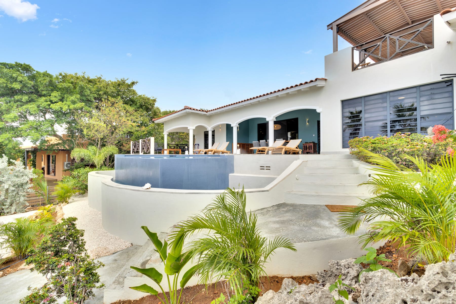 AG architecten moderne rietgedekte villa Heemskerk Woonkeuken