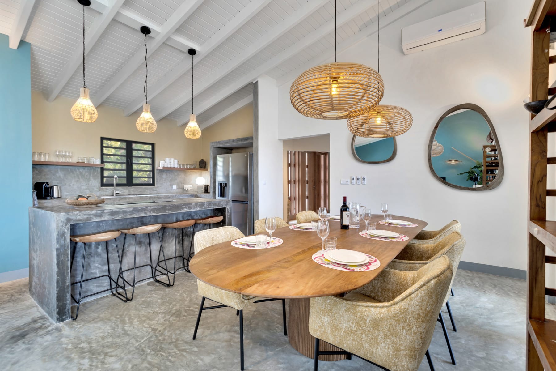 AG architecten moderne rietgedekte villa Heemskerk Voorkant-